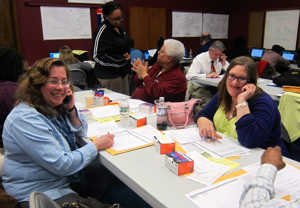 Union volunteers calling for Labor 2014 candidates